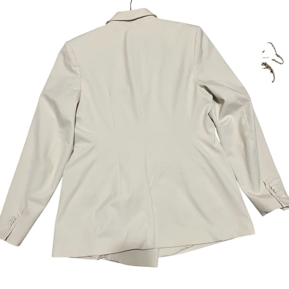 H&M Cream Women's Blazer - Picture 4 of 6